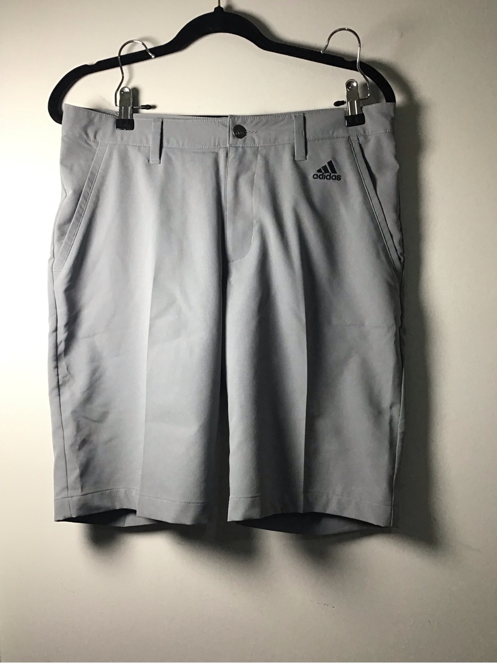 adidas Men’s Light Gray Athletic Golf Shorts NWT